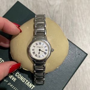 Frederique Constant Women's Silver Tone Watch w box and extra links